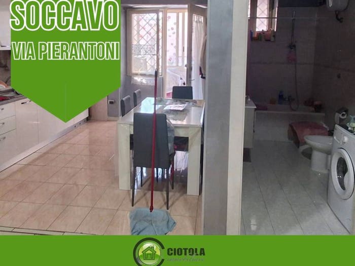Appartamento bilocale in vendita in Via Umberto Pierantoni, Soccavo, Napoli