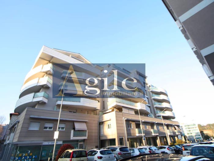Appartamento con 6 locali in vendita in via firenze, Ascoli Piceno