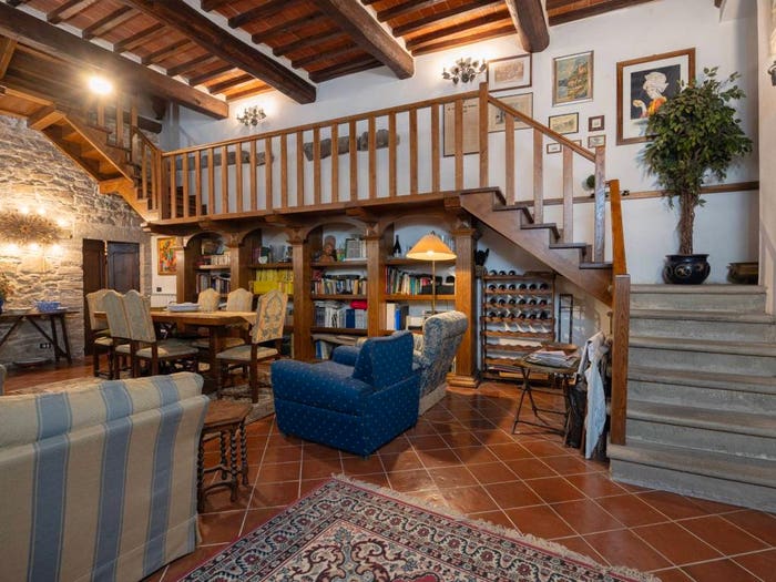 Appartamento con 5 locali in vendita in Centro, Cortona