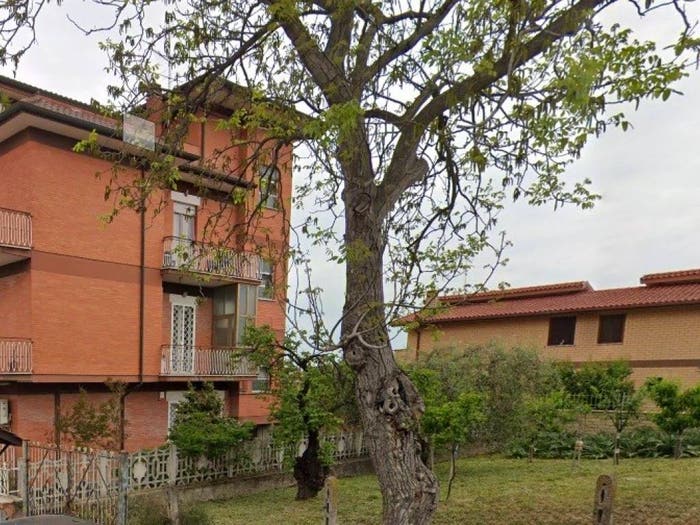 Appartamento quadrilocale in vendita in Via Santo Stefano di Camastra, Borghesiana, Roma