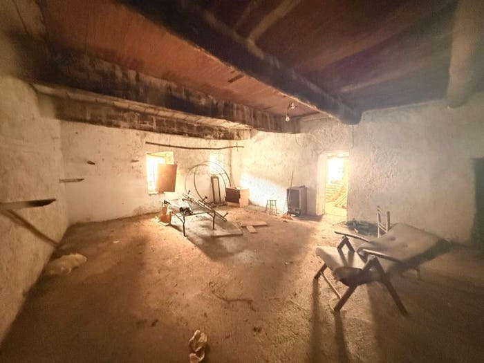 Appartamento trilocale in vendita in Viale Pianora, Capodimonte