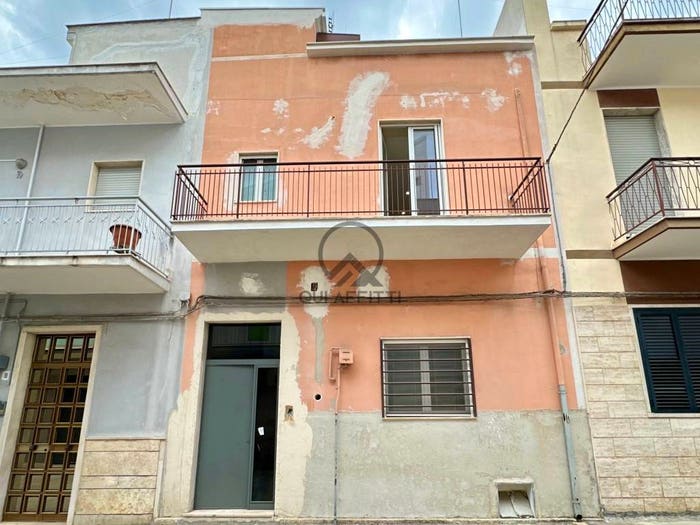 Casa con 5 locali in vendita in Vicolo Arrigo Boito, Ospedale, Andria
