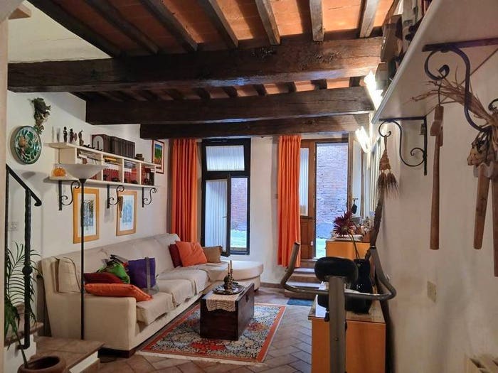 Appartamento con 6 locali in vendita in Via San Martino, Centro, Torrita di Siena