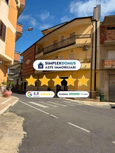 Appartamento con 5 locali in vendita in Viale della Pace, Centro, Cutro