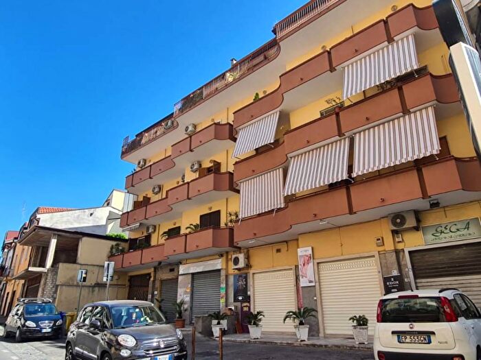 Appartamento quadrilocale in vendita in Via Aldo Moro, Somma Vesuviana
