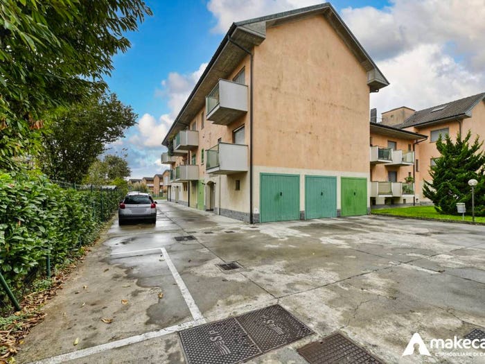 Appartamento quadrilocale in vendita in Località Sabbione, Quartiano, Mulazzano
