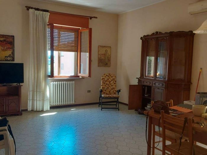 Appartamento con 5 locali in vendita in Appignano