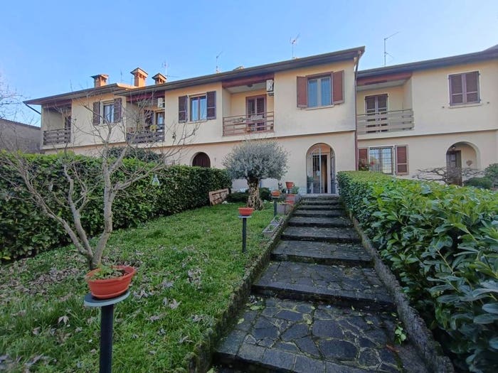 Casa quadrilocale in vendita in Via Carlo Alberto Dalla Chiesa, Cignone, Corte de' Cortesi con Cignone