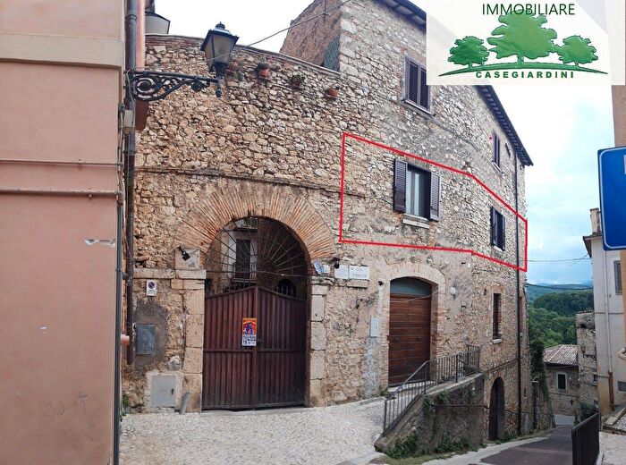 Appartamento bilocale in vendita in Piazza Vittorio Emanuele, Poggio Moiano
