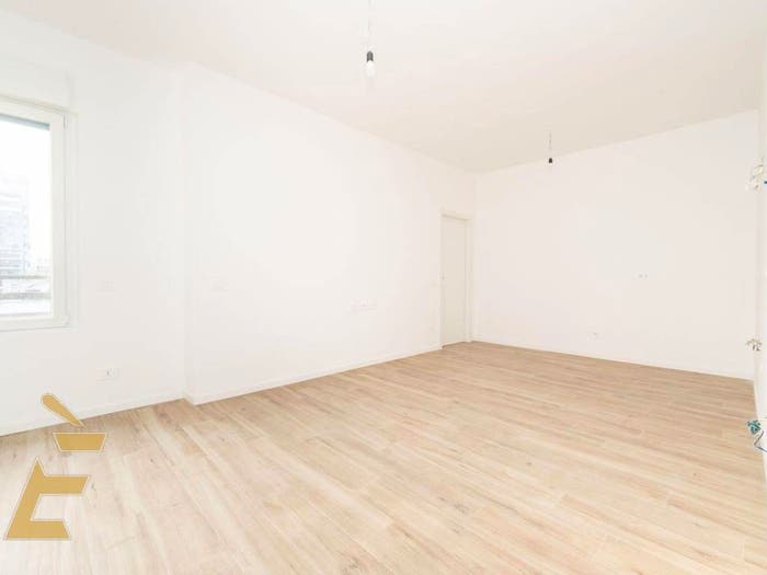 Appartamento trilocale in vendita in Via Cortina D'Ampezzo, Corvetto, Milano