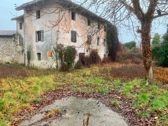 Casa in vendita in Borgo Tinet, Manzano