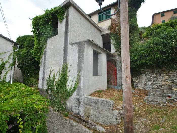 Casa quadrilocale in vendita in Passo Sepozzo Inferiore, Testana, Avegno