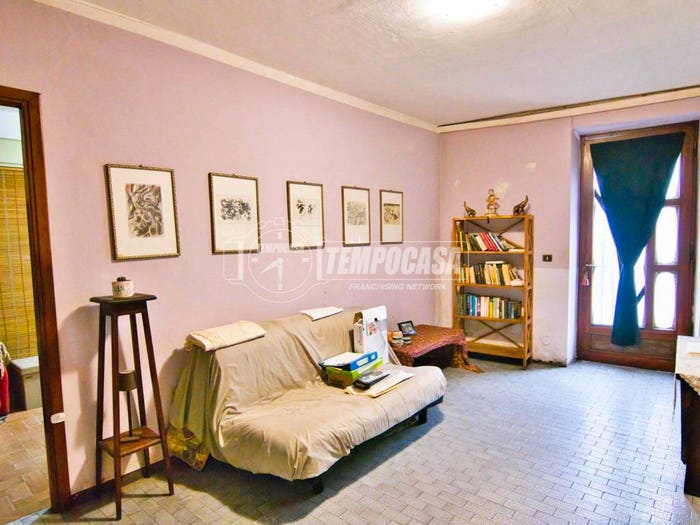Casa con 6 locali in vendita in Via Roma, San Nazzaro Sesia