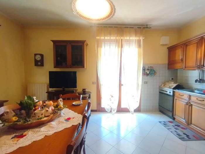 Appartamento trilocale in vendita in Via Guglielmo Marconi, Seano, Carmignano