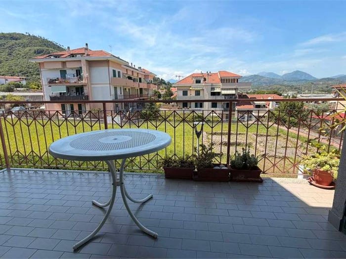 Appartamento bilocale in vendita in Strada Rusineo, San Fedele Lusignano, Albenga