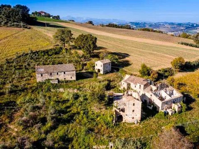 Casa con 6 locali in vendita in Contrada San Michele, Ripatransone
