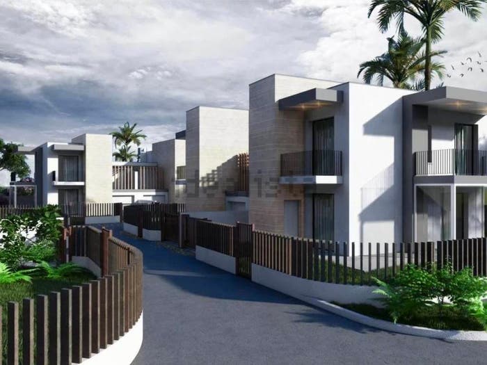 Casa quadrilocale in vendita in Via degli Olivi, Villaggio Giornalisti Poggio, Anzio