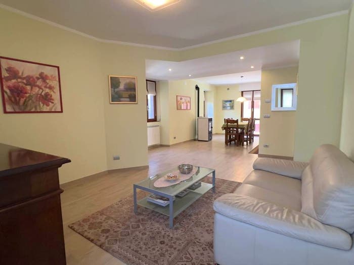 Appartamento con 6 locali in vendita in Selvetta, Colorina