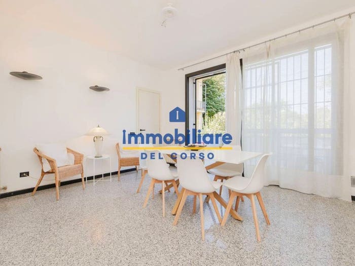 Casa quadrilocale in vendita in Viale Luigi Cadorna, Vecchio Ospedale Sant'Erasmo, Legnano