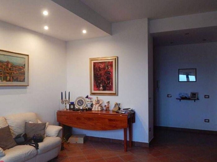 Appartamento quadrilocale in vendita in Viale Barlaam da Seminara, Mater Domini Cavita, Catanzaro