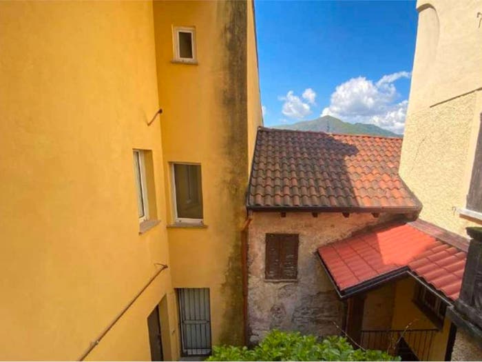 Appartamento con 6 locali in vendita in Frazione Orascio, Maccagno con Pino e Veddasca