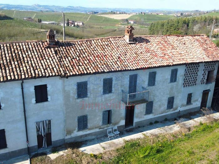 Casa bilocale in vendita in Via Abletti, Castagnole delle Lanze