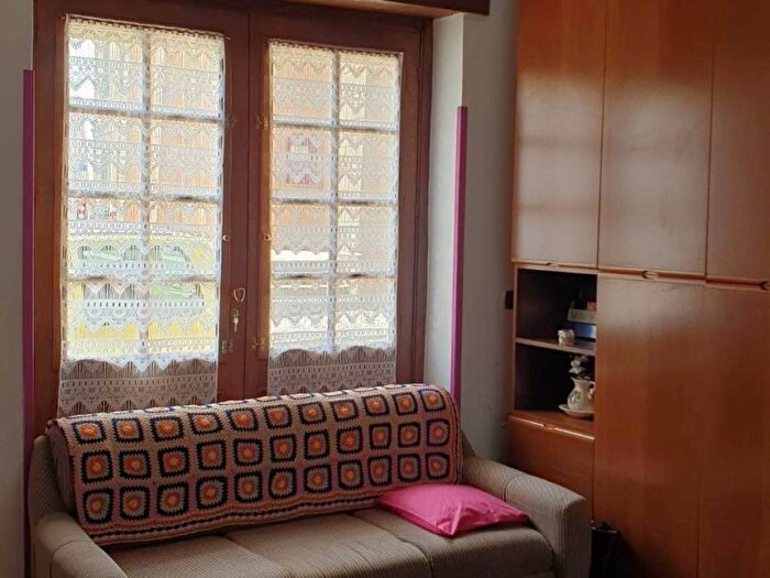 Appartamento trilocale in vendita in Via Roma, Bajardo