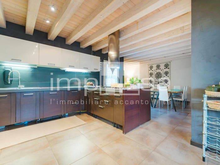 Casa con 6 locali in vendita in Via Pastin Santin, Scomigo, Conegliano