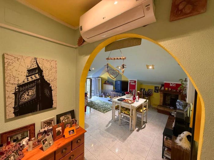 Appartamento trilocale in vendita in Via Colle Forche, Centro, Palombaro