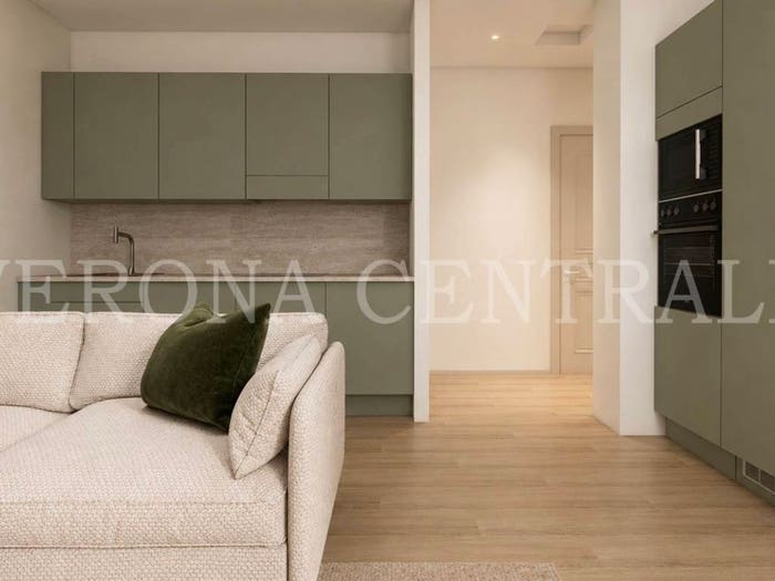 Appartamento bilocale in vendita in Viale dei Colli, Valdonega, Verona