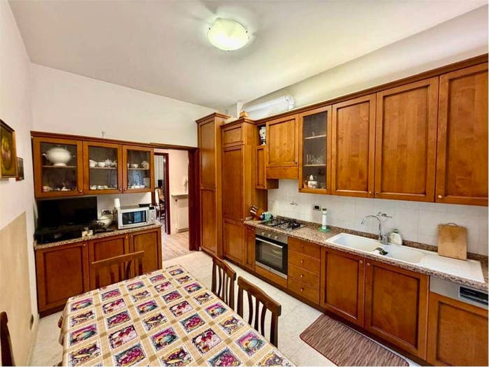 Appartamento trilocale in vendita in strada della raffalda, Infrangibile, Piacenza