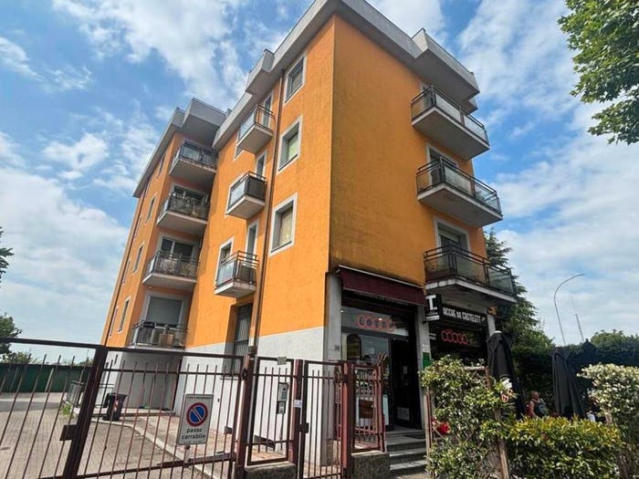 Appartamento quadrilocale in vendita in Viale Mazzini, Abbiategrasso