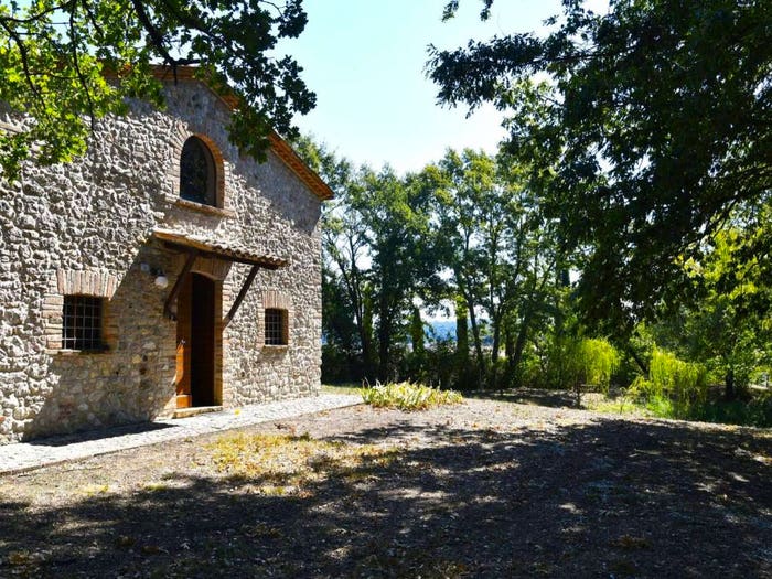Casa con 6 locali in vendita in vocabolo Catigliano la Porchereccia, Centro, Avigliano Umbro