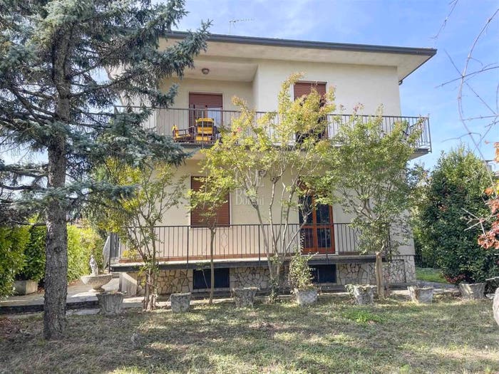 Casa con 6 locali in vendita in Via Giuseppe Pellizza da Volpedo, Rivanazzano, Rivanazzano Terme