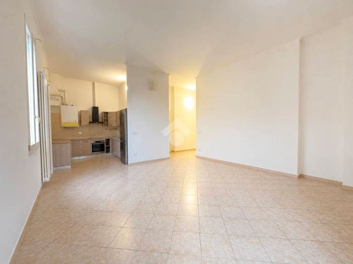 Appartamento trilocale in vendita in Via Mazzoni, Anzola dell'Emilia