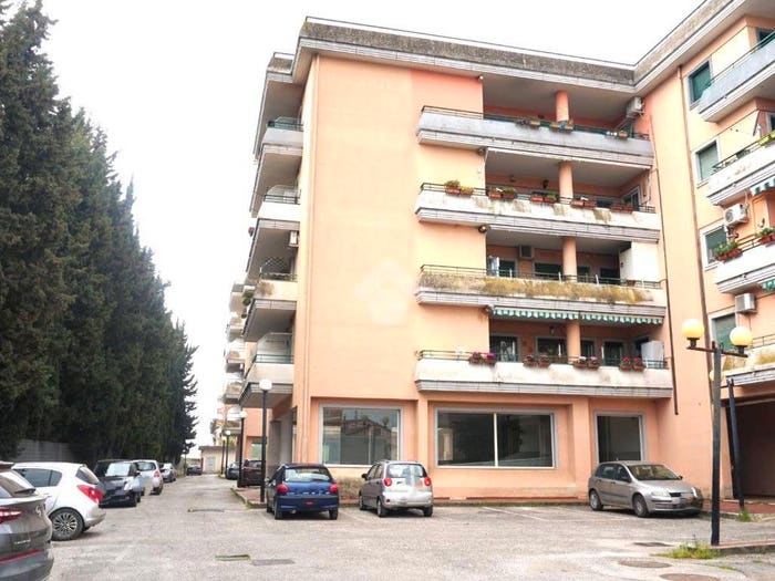 Appartamento trilocale in vendita in Viale Paestum, Bivio Santa Cecilia, Eboli