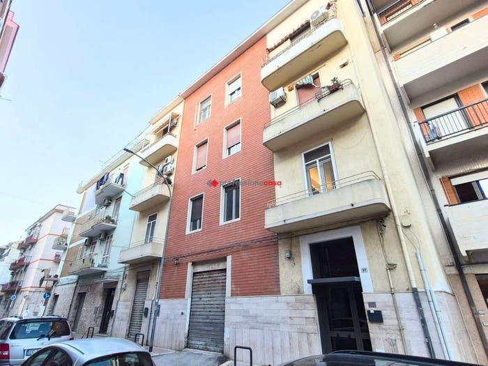 Appartamento quadrilocale in vendita in Via Homs, Quartieri Settecenteschi, Foggia