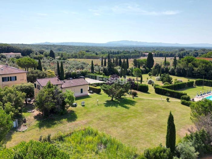 Casa con 6 locali in vendita in Via Gorizia, San Pietro in Palazzi Collemezzano Buca del Gatto, Cecina