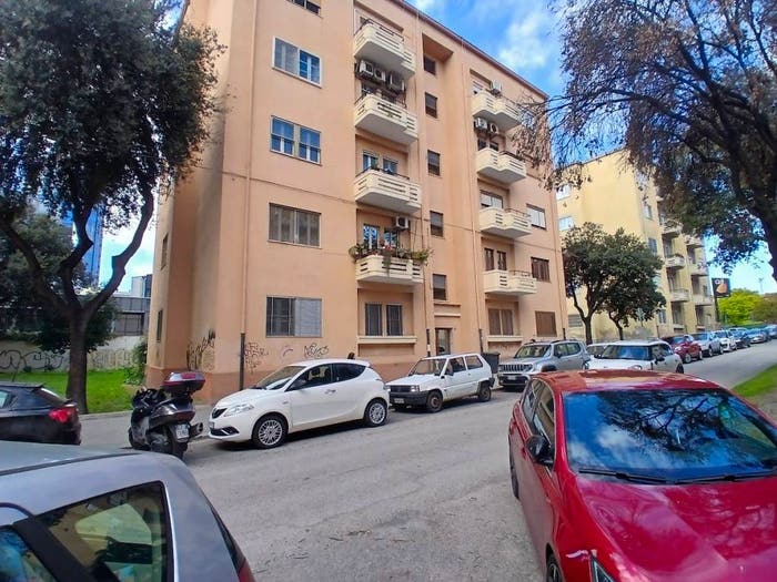 Appartamento quadrilocale in vendita in Via Medaglie d'Oro, Piazza Giovanni XXIII, Cagliari