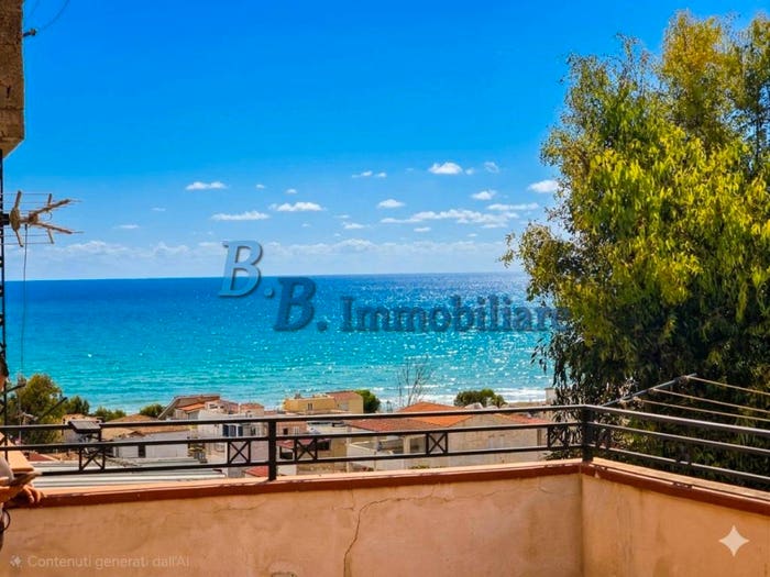 Appartamento trilocale in vendita in Via del Leone, Alcamo Marina, Alcamo