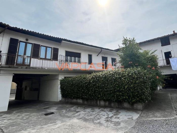 Casa con 6 locali in vendita in VIA ROCCA, Centro, Cologno al Serio