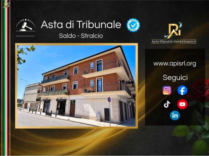 Appartamento trilocale in vendita in Via Italia, Apricena