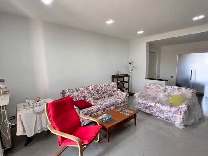 Appartamento quadrilocale in vendita in Via Giulio Cesare, Melito di Napoli