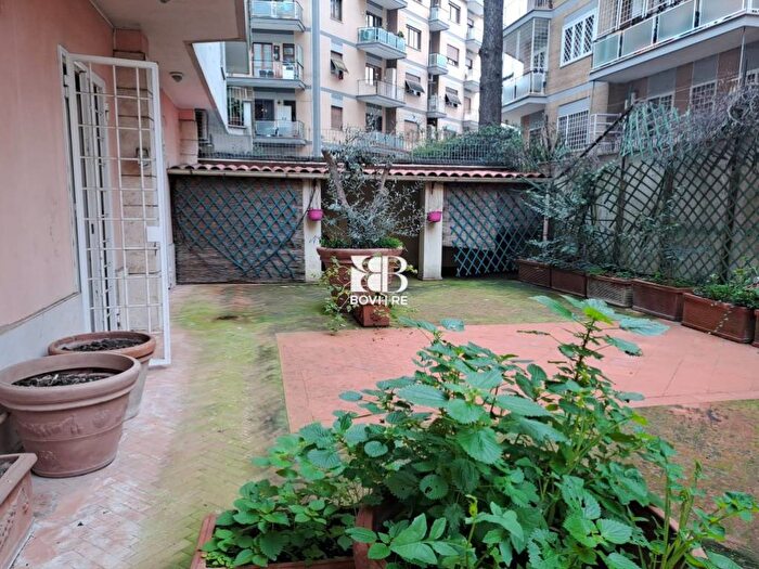 Appartamento con 5 locali in vendita in Via Decio Filipponi, Balduina, Roma
