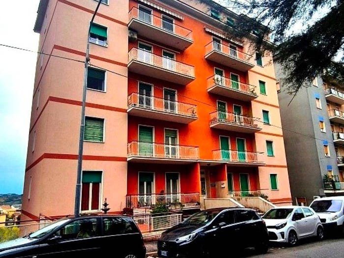 Appartamento quadrilocale in affitto in Via Papa Giovanni XXIII, Chieti Città, Chieti