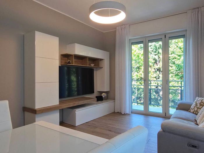 Appartamento trilocale in affitto in Via Luciano Zuccoli, Cederna, Monza