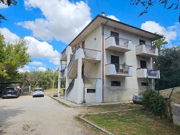 Appartamento con 5 locali in vendita in Via Monte della Giustizia, Centro, Montecosaro