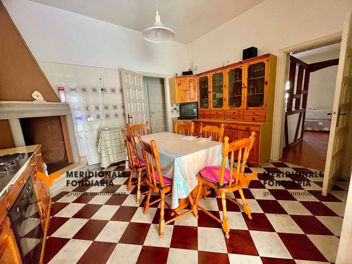 Casa con 5 locali in vendita in Via Goffredo Mameli, Martano