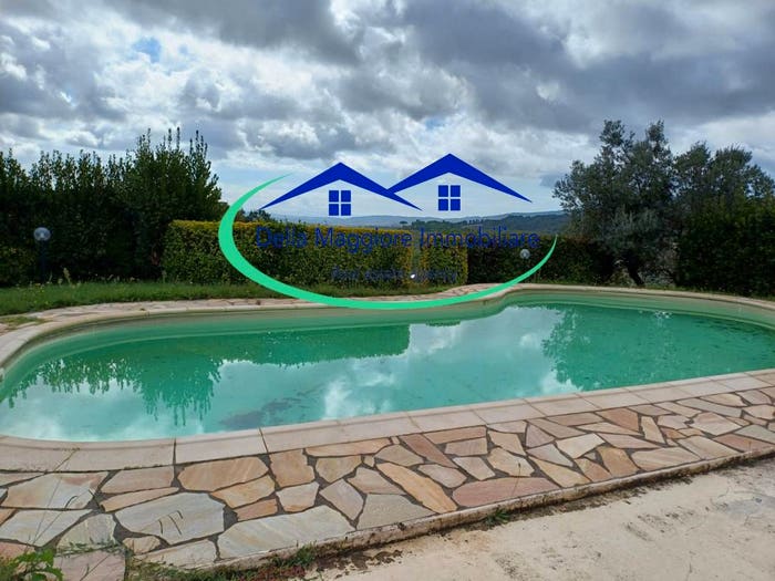 Casa con 6 locali in vendita in Montenero Basso Montenero Alto, Livorno
