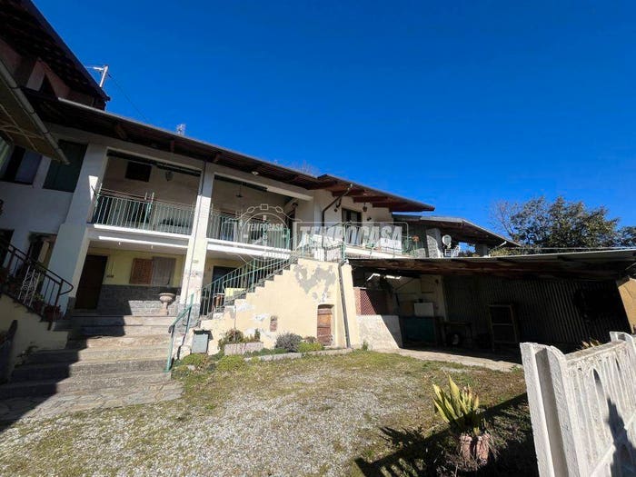 Casa quadrilocale in vendita in Frazione Filia, Castellamonte
